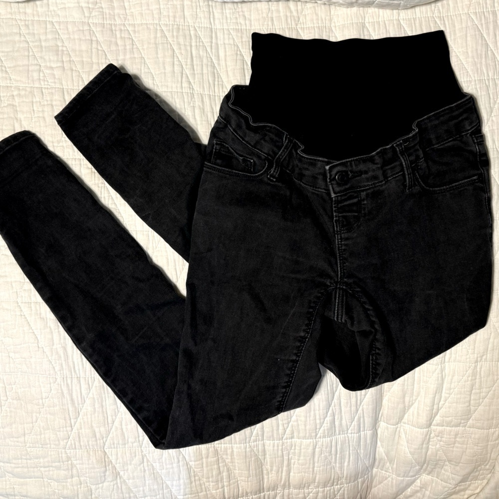 Maternity old navy rockstar skinny jeans size small (2)